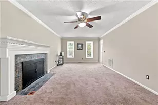 1 Downing Ridge Ct, Greensboro, NC 27407 - Photo 8