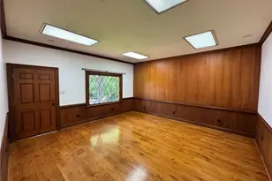 656 N Bridge St, Elkin, NC 28621 - Photo 24