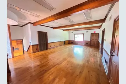 656 N Bridge Street, Elkin, NC 28621 - Photo 16
