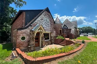 656 N Bridge St, Elkin, NC 28621 - Photo 4