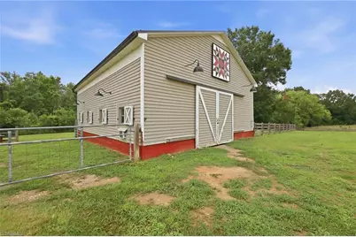 6673 S Nc Highway 62, Burlington, NC 27215 - Photo 38