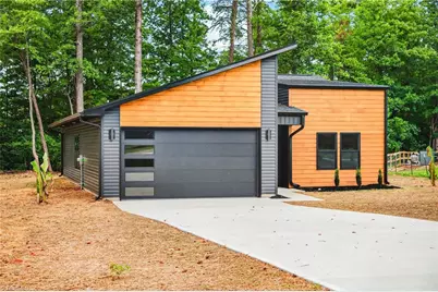 105 Bridlewood Avenue, High Point, NC 27265 - Photo 2