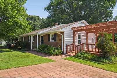 1011 Duggins Street, Kernersville, NC 27284 - Photo 1