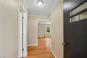 1011 Duggins St, Kernersville, NC 27284 - Photo 4