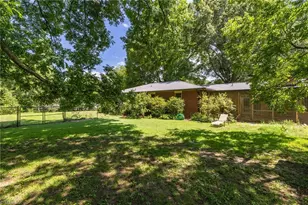 1327 Cox Ave, High Point, NC 27263 - Photo 38