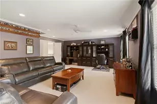 100 Pearce Dr, Jamestown, NC 27282 - Photo 34