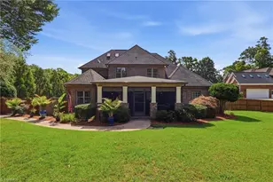 100 Pearce Dr, Jamestown, NC 27282 - Photo 4