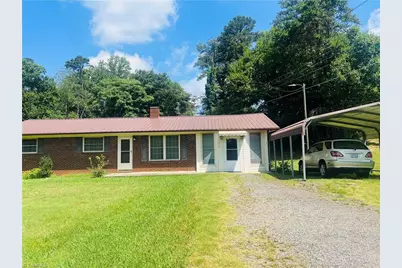 3844 Nc 268, Siloam, NC 27047 - Photo 4