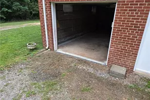 4618 Liberty Rd, Greensboro, NC 27406 - Photo 20