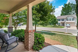 231 Fair Oaks Ct, Mebane, NC 27302 - Photo 2