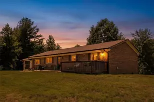 5736 Davis Rd, Walkertown, NC 27051 - Photo 1
