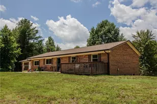 5736 Davis Rd, Walkertown, NC 27051 - Photo 2