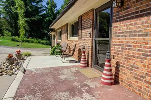 5736 Davis Rd, Walkertown, NC 27051 - Photo 10