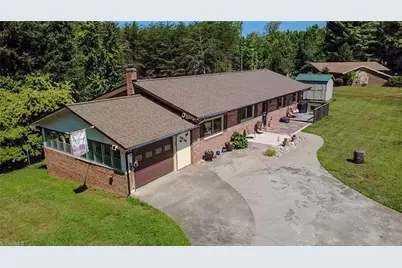 5736 Davis Road, Walkertown, NC 27051 - Photo 6