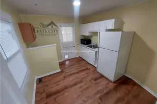 616 Hedrick Ave, High Point, NC 27262 - Photo 2