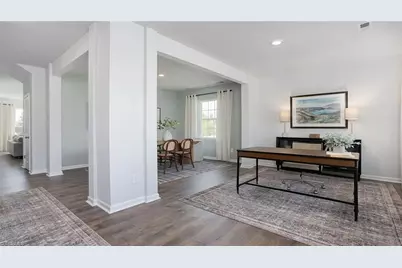 208 Hungerford Boulevard, Jamestown, NC 27282 - Photo 2