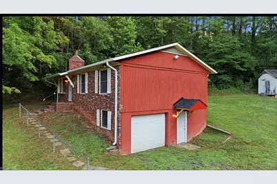 11526 US Highway 421, Purlear, NC 28665 - Photo 36