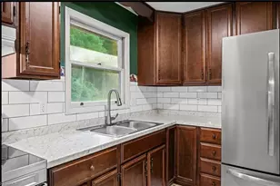11526 US Hwy 421, Purlear, NC 28665 - Photo 12