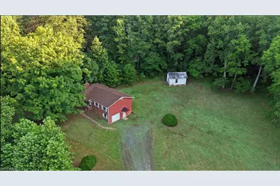 11526 US Highway 421, Purlear, NC 28665 - Photo 2