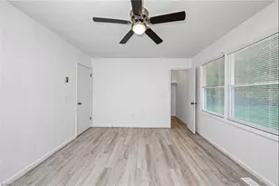 11526 US Hwy 421, Purlear, NC 28665 - Photo 10
