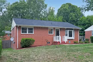 1603 17th St, Greensboro, NC 27405 - Photo 2