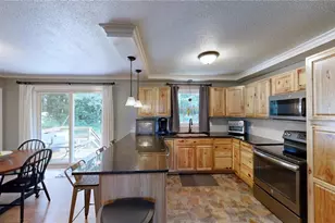 9477 Morton Dr, Kernersville, NC 27284 - Photo 8