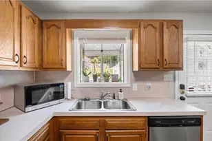 108 Larkspur Ln, Thomasville, NC 27360 - Photo 12
