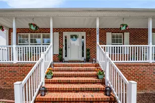 108 Larkspur Ln, Thomasville, NC 27360 - Photo 1