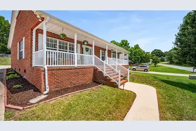108 Larkspur Lane, Thomasville, NC 27360 - Photo 32