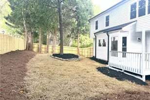 6100 Clarkwood Cir, Greensboro, NC 27410 - Photo 32