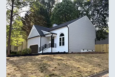 6100 Clarkwood Circle, Greensboro, NC 27410 - Photo 2