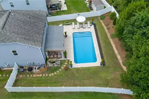 404 Mockingbird Ln, Mebane, NC 27302 - Photo 48