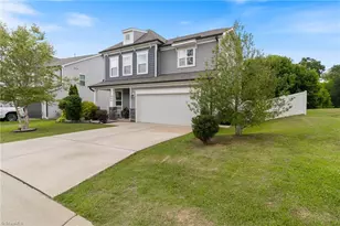 404 Mockingbird Ln, Mebane, NC 27302 - Photo 2