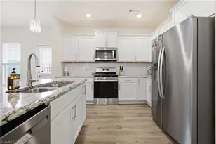 3703 Feltham Ln, Jamestown, NC 27282 - Photo 8