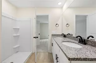 120 Maplewood Ave, Thomasville, NC 27360 - Photo 20