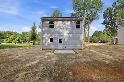 120 Maplewood Avenue, Thomasville, NC 27360 - Photo 30