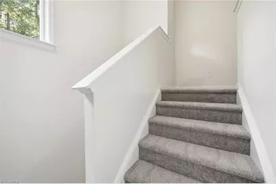 120 Maplewood Avenue, Thomasville, NC 27360 - Photo 14