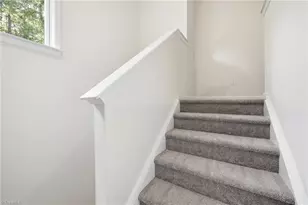 120 Maplewood Ave, Thomasville, NC 27360 - Photo 14