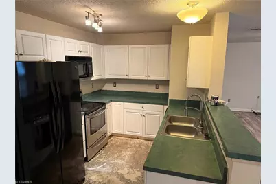 3705 Morris Farm Drive #1 C, Greensboro, NC 27409 - Photo 12