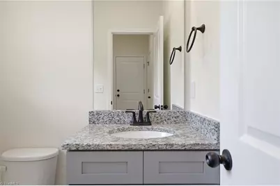 122 Maplewood Avenue, Thomasville, NC 27360 - Photo 12