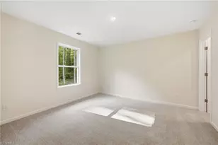 122 Maplewood Ave, Thomasville, NC 27360 - Photo 16