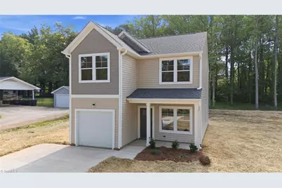 122 Maplewood Avenue, Thomasville, NC 27360 - Photo 2