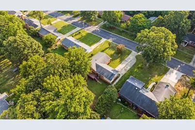 1609 Seven Oaks Place, High Point, NC 27265 - Photo 32