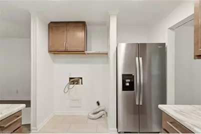 1609 Seven Oaks Place, High Point, NC 27265 - Photo 14