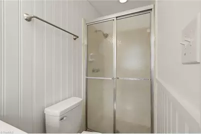 1609 Seven Oaks Place, High Point, NC 27265 - Photo 18