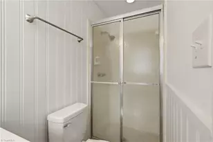 1609 7 Oaks Pl, High Point, NC 27265 - Photo 18