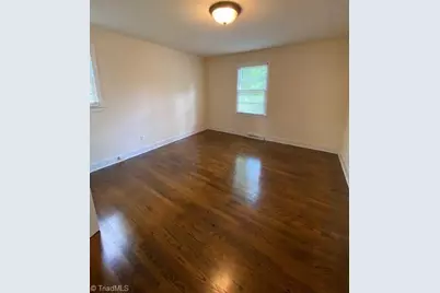 106 Hawkins Drive, Greensboro, NC 27410 - Photo 6