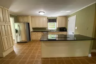 106 Hawkins Dr, Greensboro, NC 27410 - Photo 12