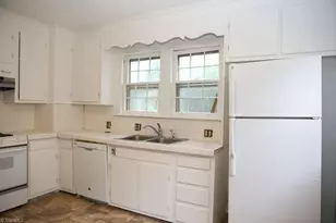 1806 Walker Ave, Greensboro, NC 27403 - Photo 36