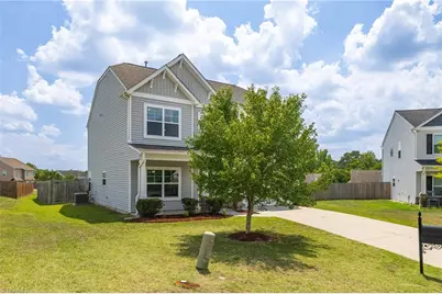 6602 Minstrel Court, Whitsett, NC 27377 - Photo 4